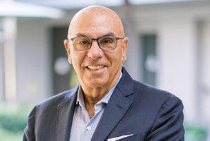 Dean Small Restaurant Consultant